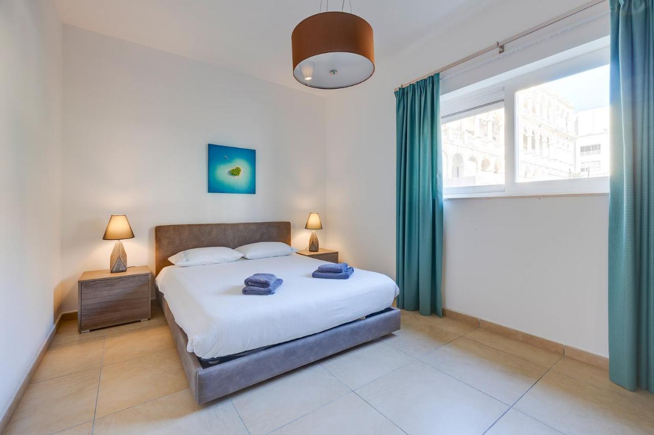 Seafront Lux Apart Inc Pool, Upmarket Area Sliema Eksteriør billede